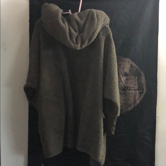 SweatyRocks grey teddy hooded cardigan/jacket L - Picture 5 of 6